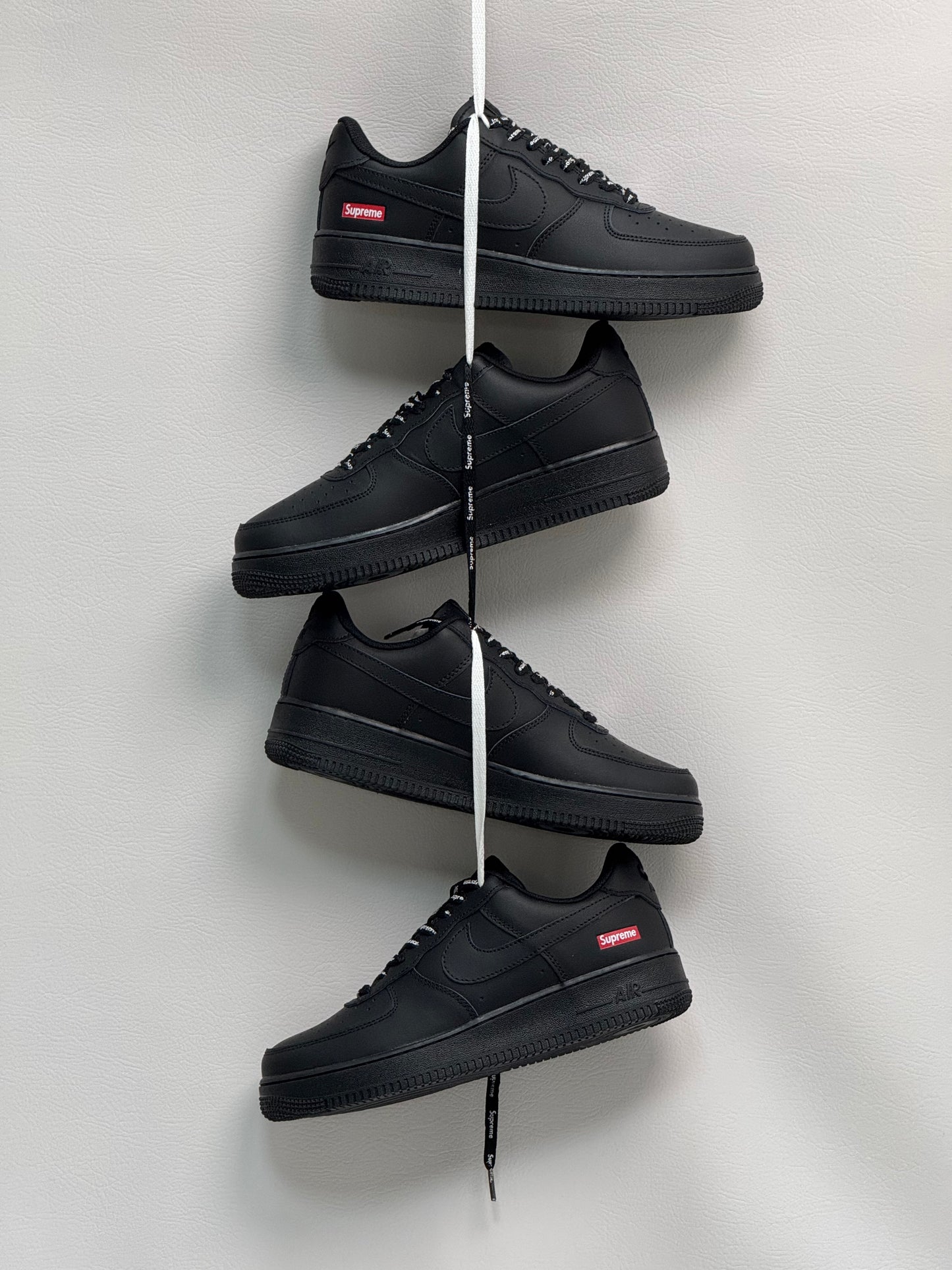 Air Force One x Supreme Black Classic