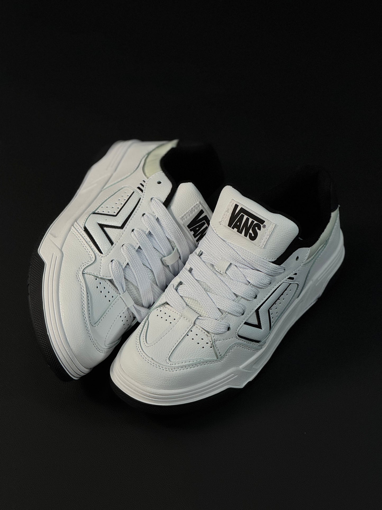 Vans Upland White