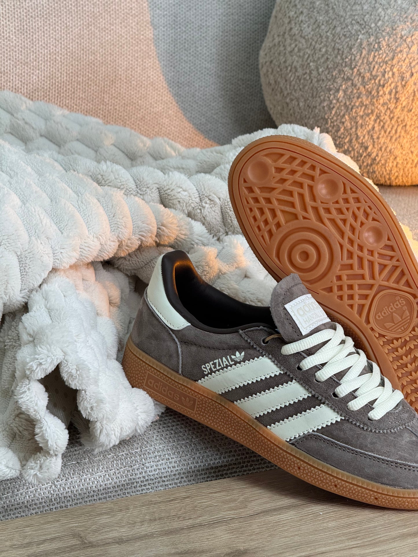 Adidas Spezial Earth Strata