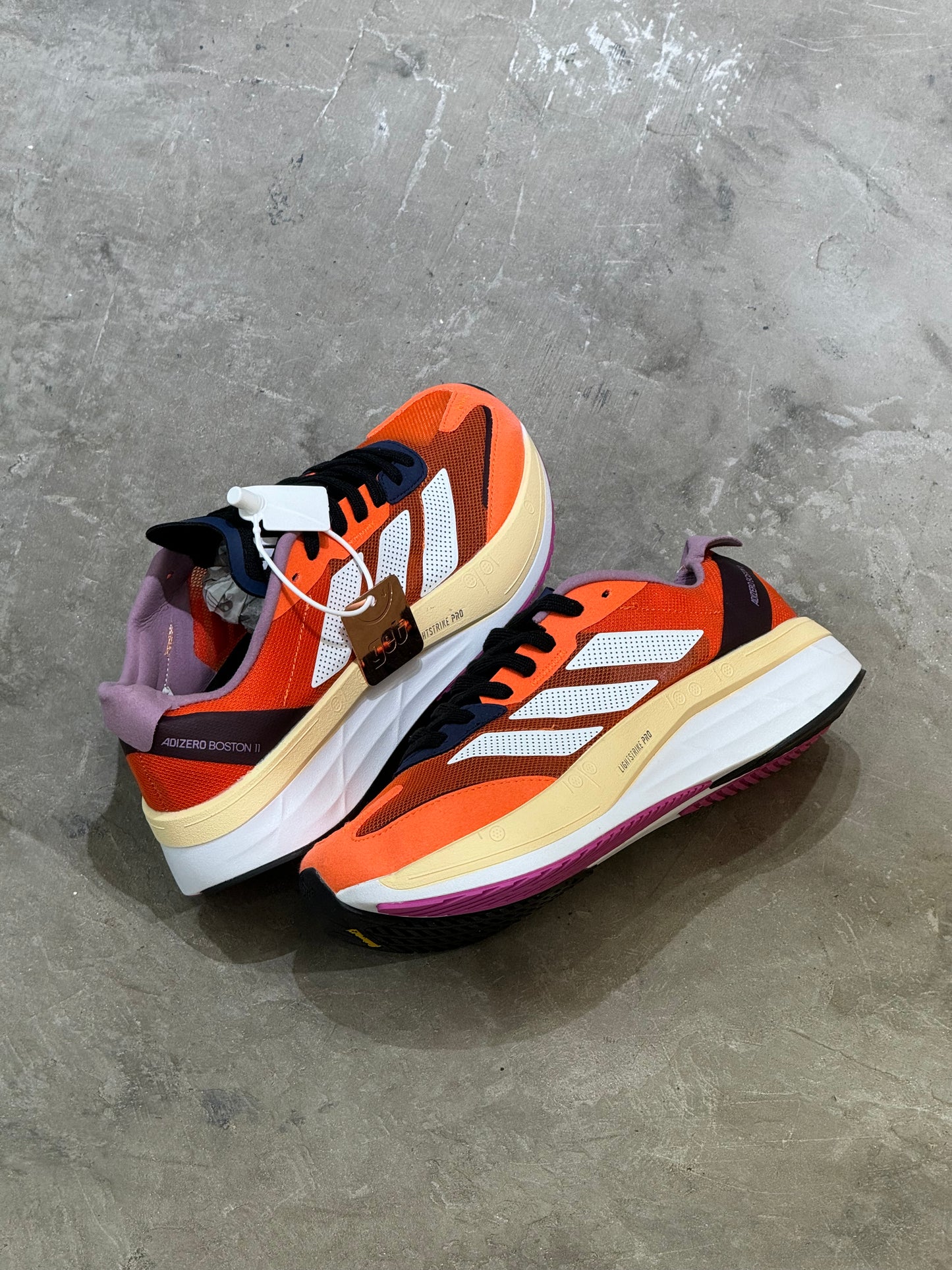Adizero Boston 11 Orange