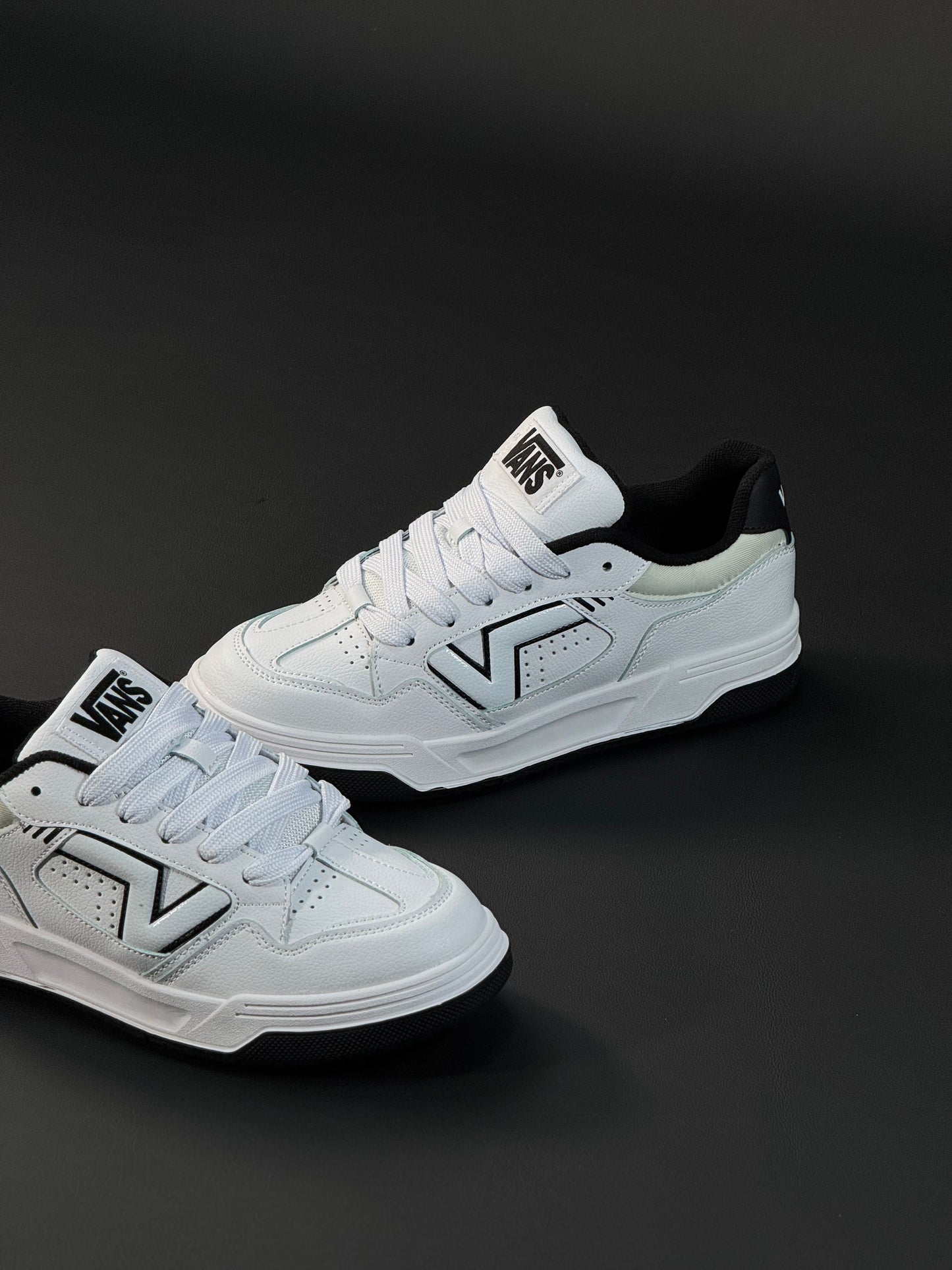 Vans Upland White