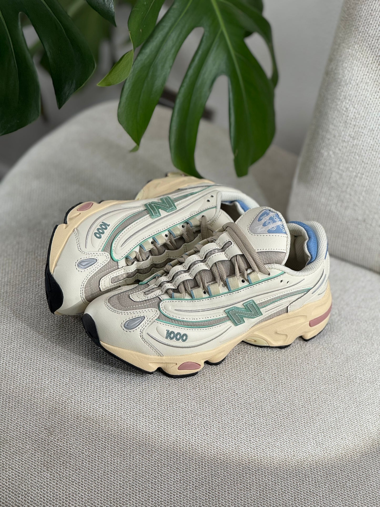 New Balance 1000 'White Grey Cream
