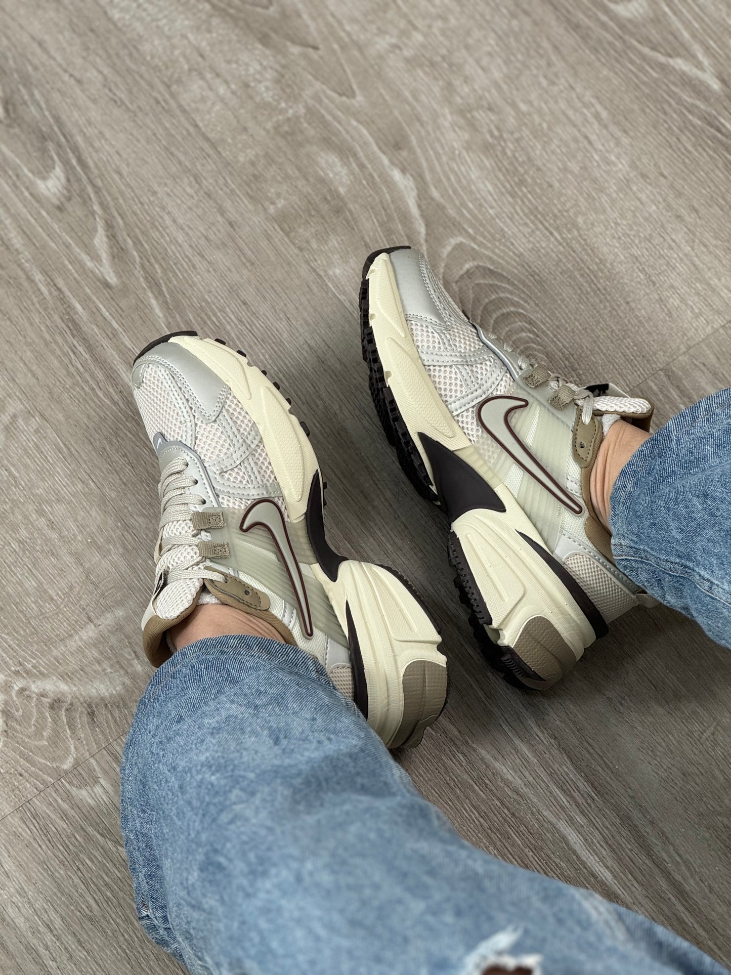Nike V2K Brown