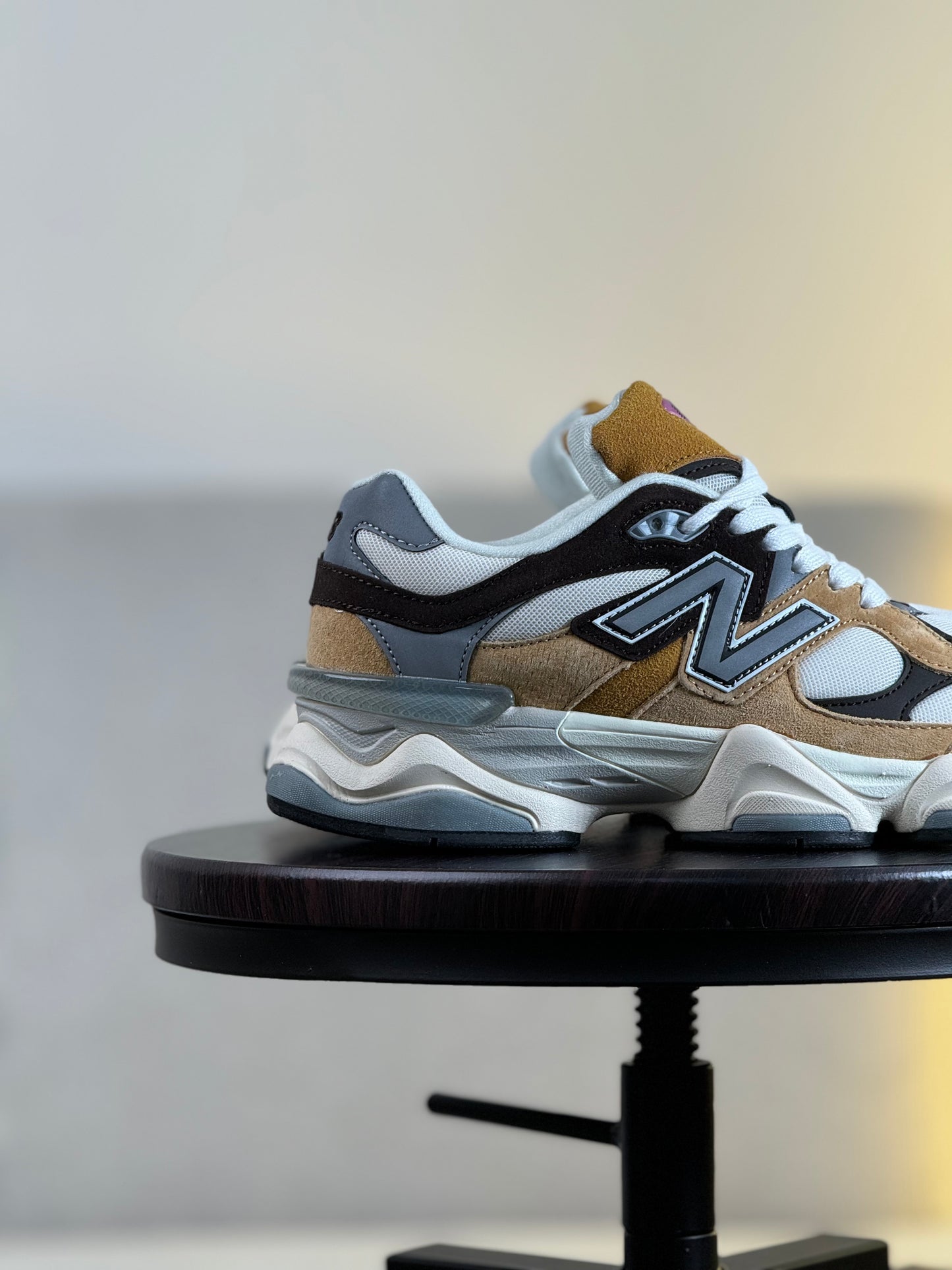 New Balance 9060 Workwear