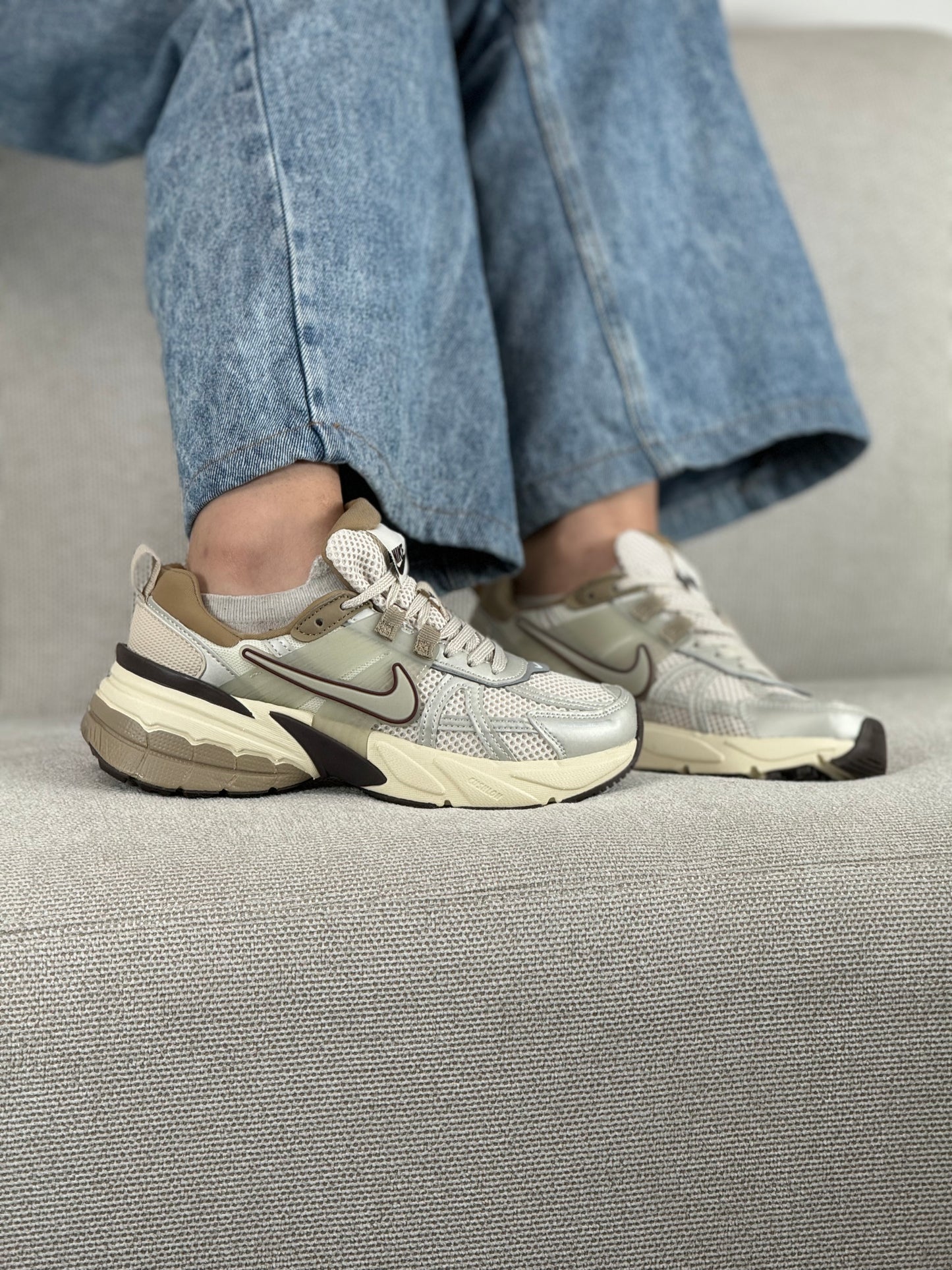 Nike V2K Brown