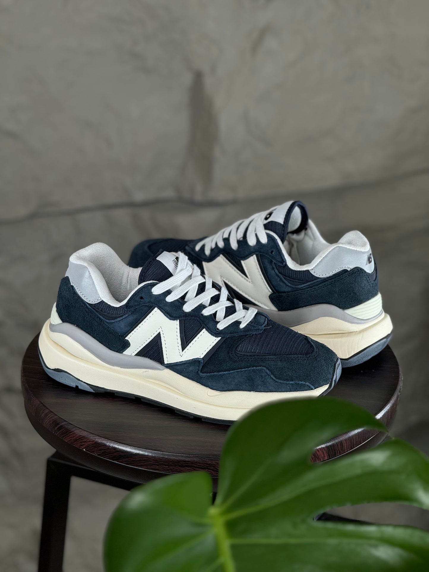 New Balance 5749