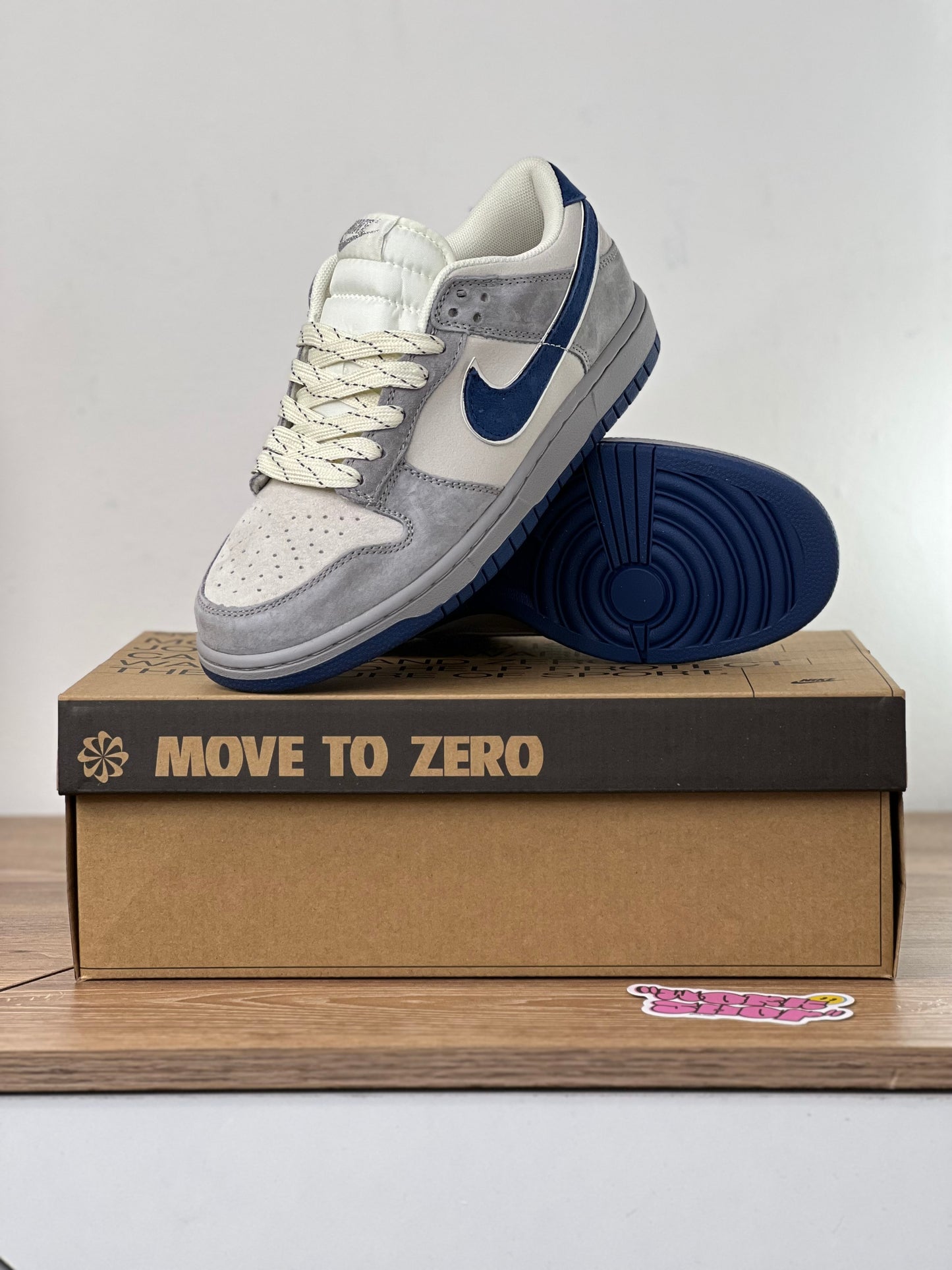 Nike SB Dunk Low Otomo
