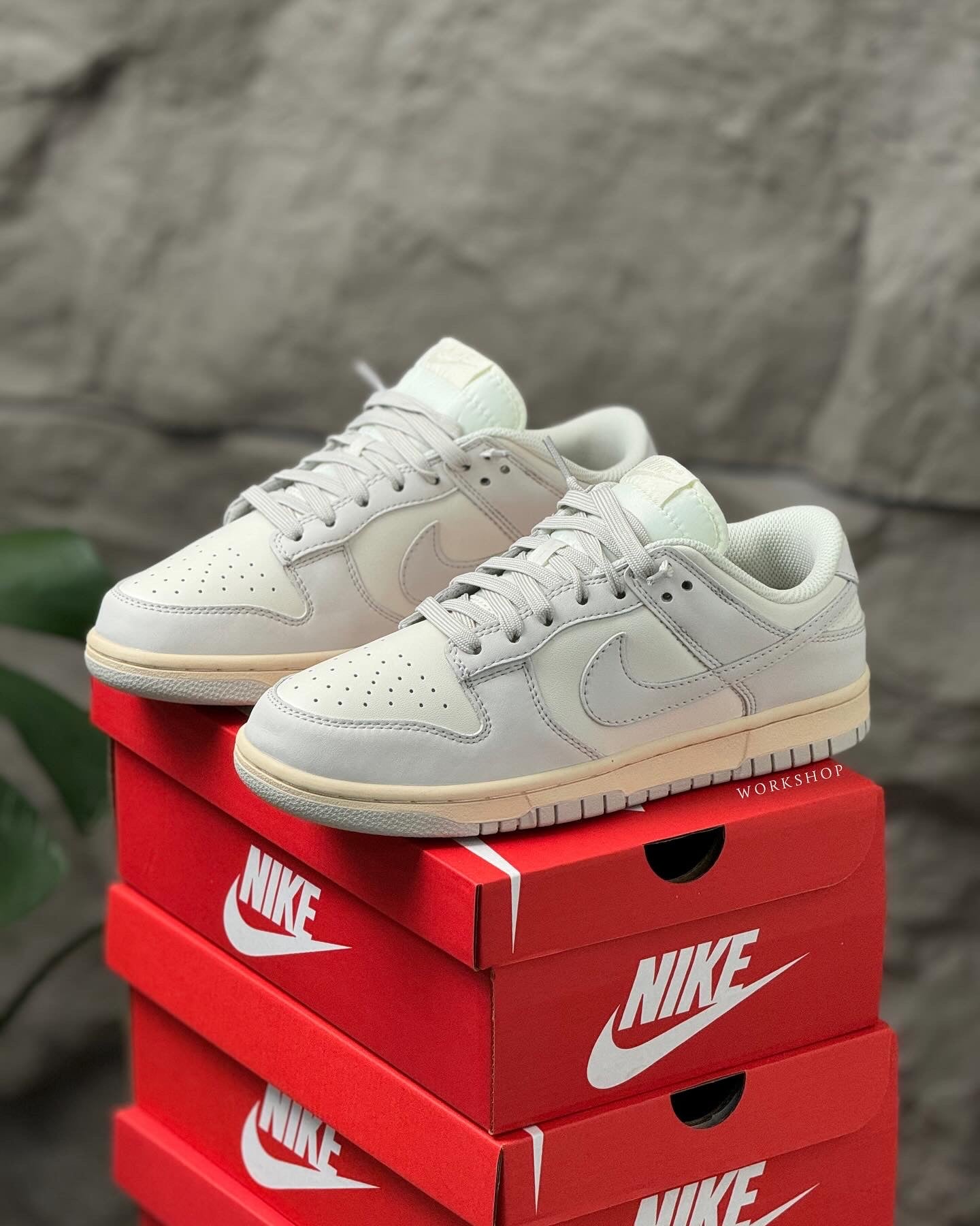 Nike Dunk Low Light Bone