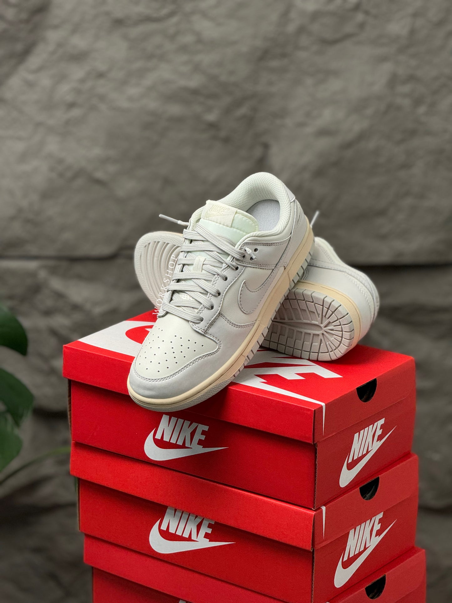 Nike Dunk Low Light Bone