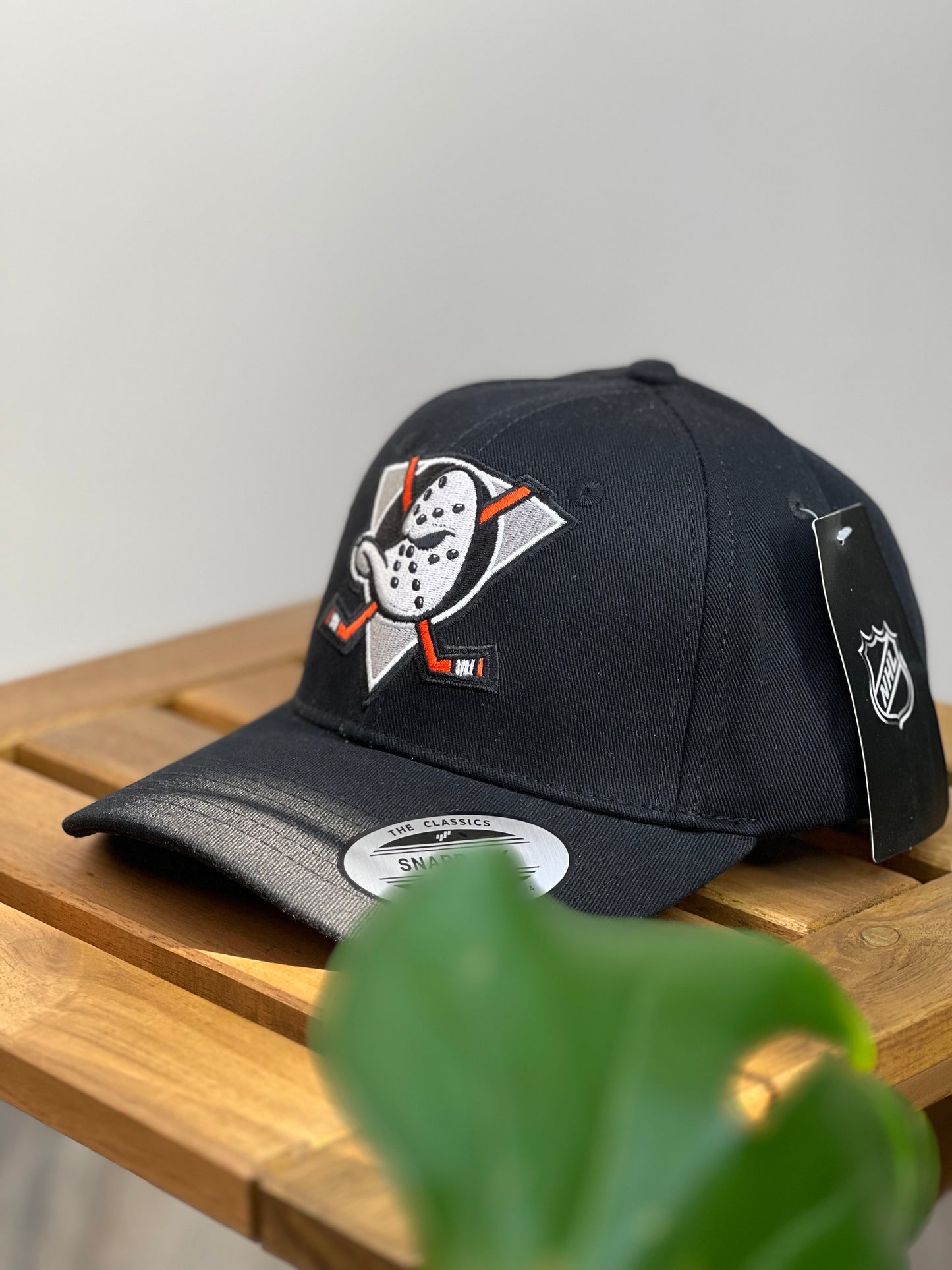 Gorra Anaheim Ducks Black Crest