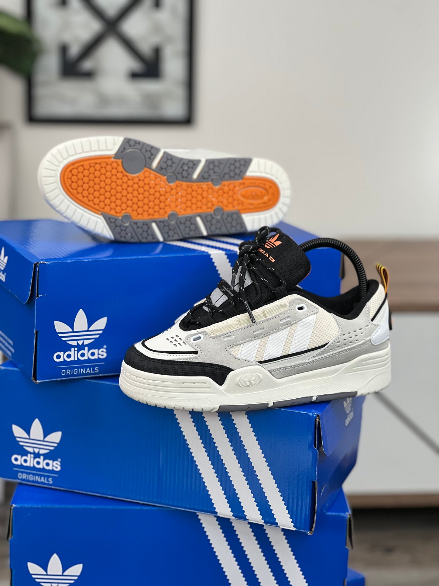 Adi 2000