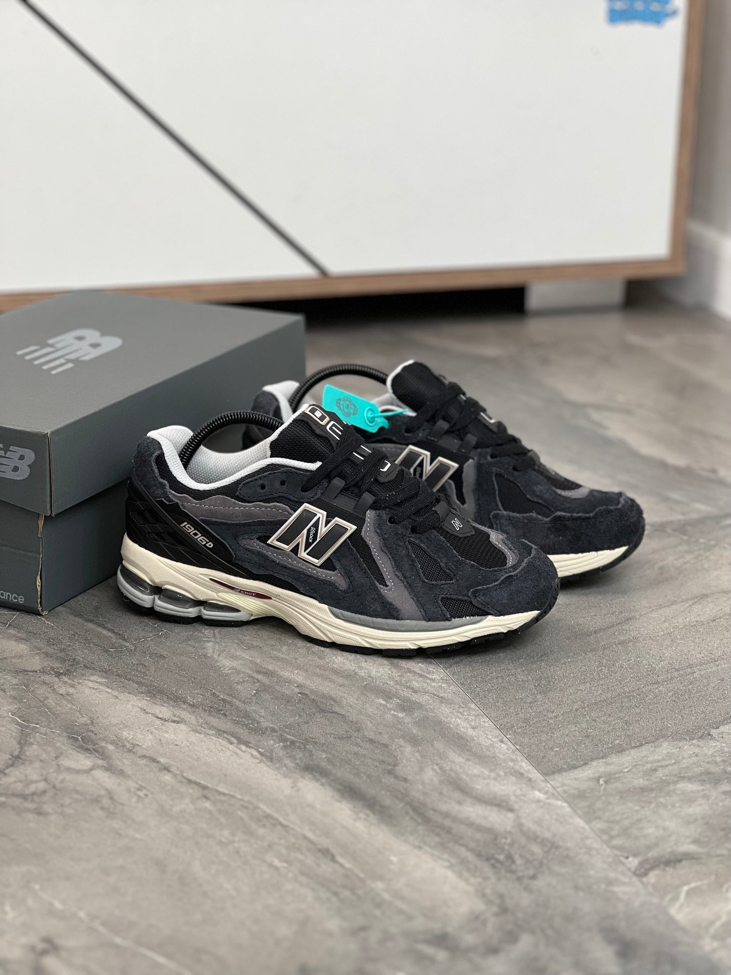 New Balance 1906D