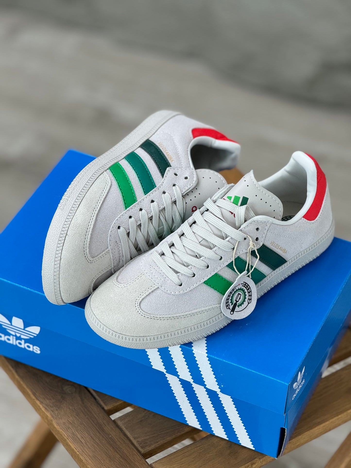 Adidas Velosamba END. Social Cycling Crystal White
