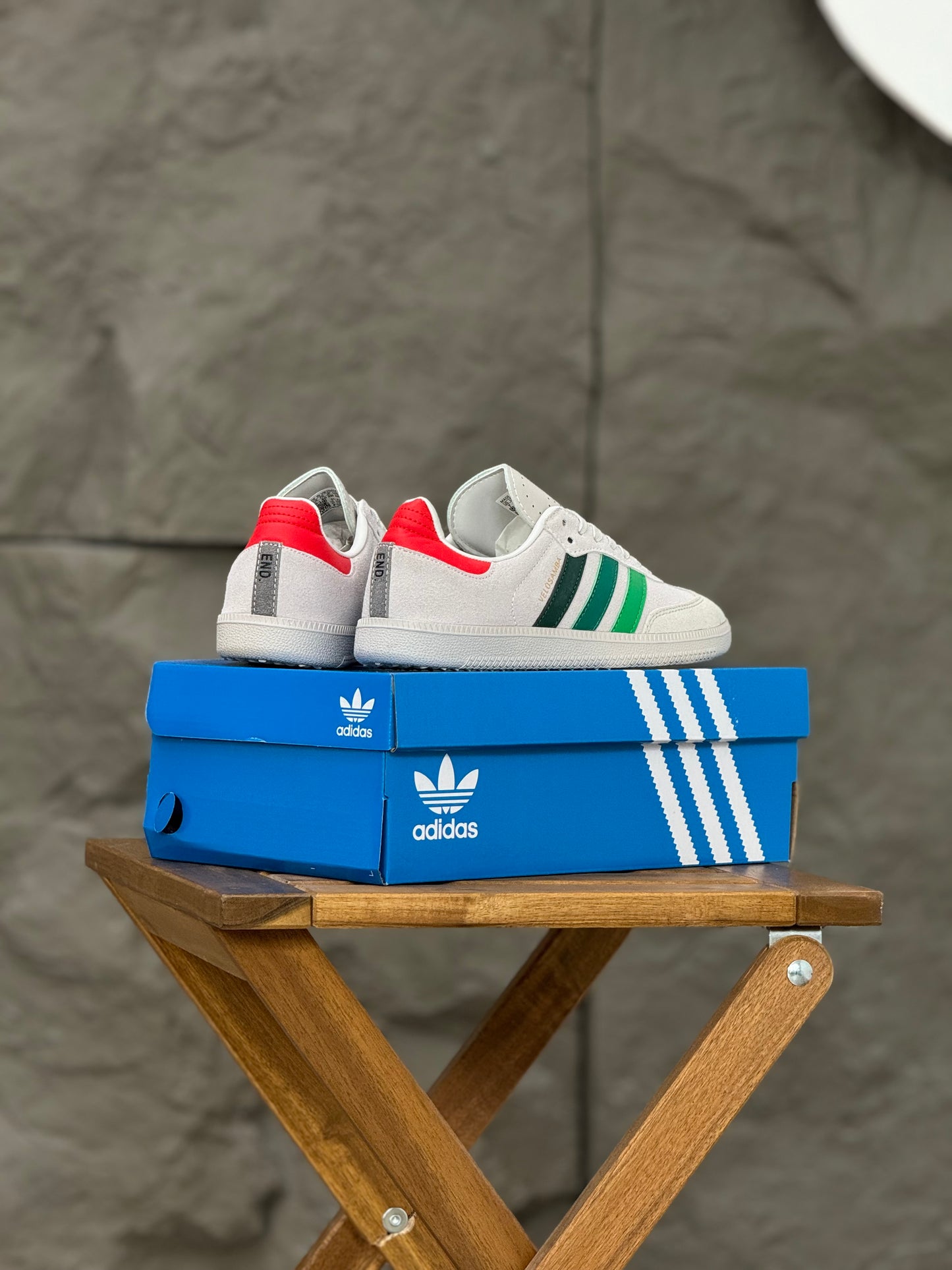 Adidas Velosamba END. Social Cycling Crystal White