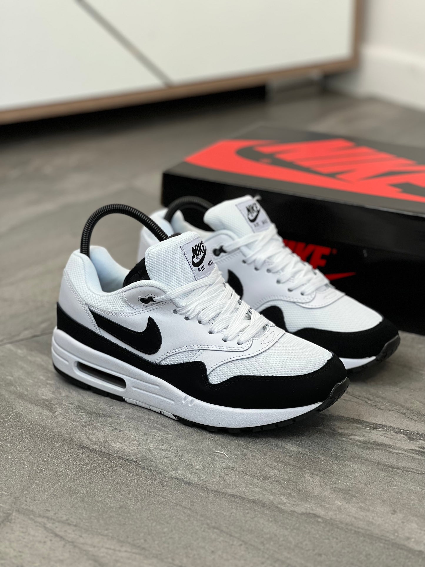 Nike Air Max White Black