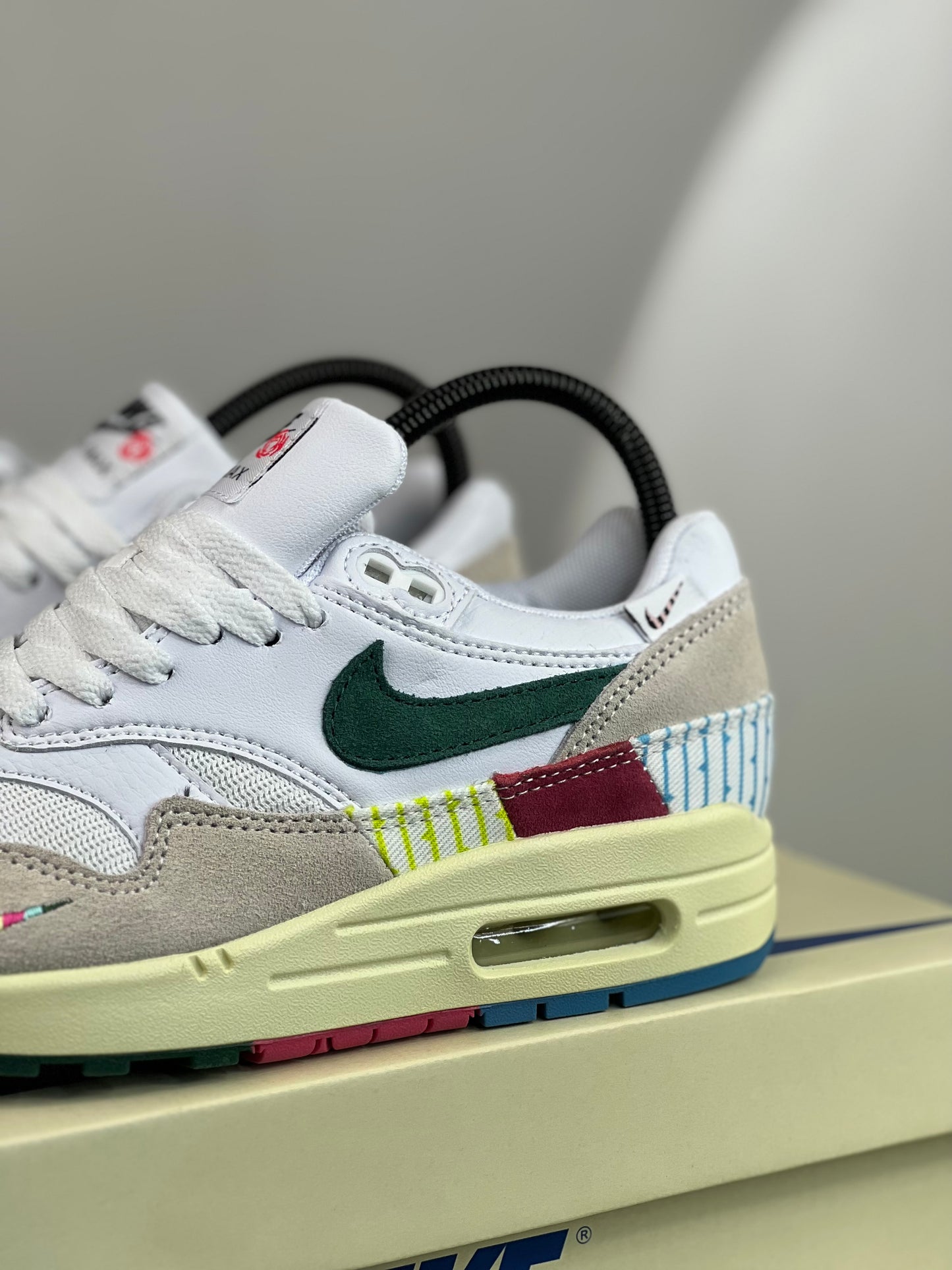 Nike Air Max 1 All Petals United