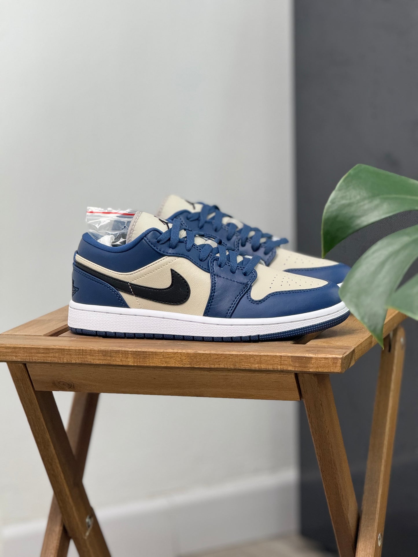 Air Jordan 1 Low Grey Navy