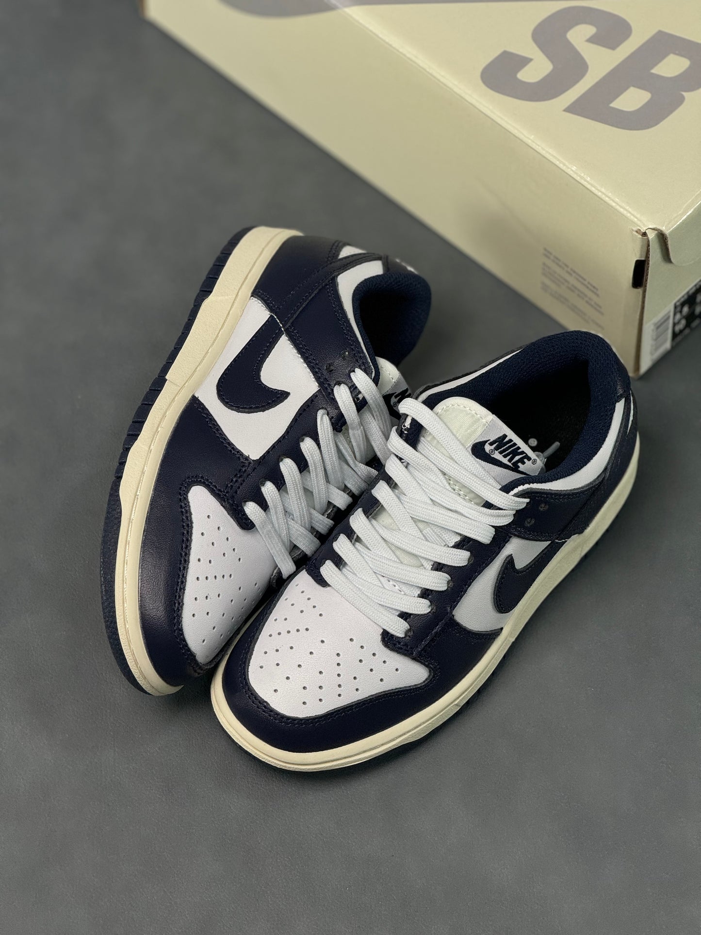 Nike Dunk Low Vintage Navy