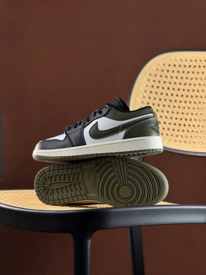 Air Jordan 1 Retro Low Médium Olive