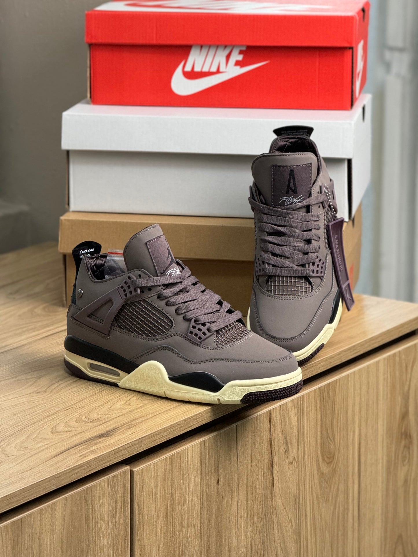 Air Jordan 4 Retro A Ma Maniére Violet Ore