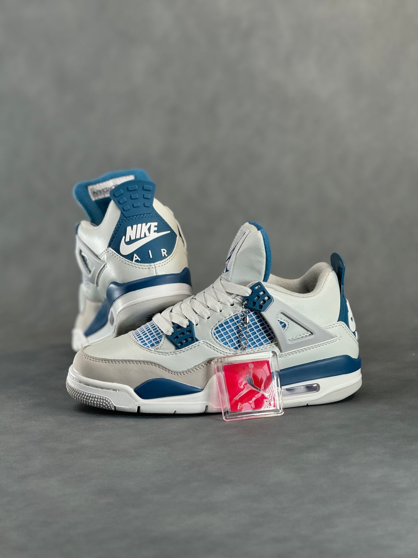 Air Jordan 4 Retro Military Blue