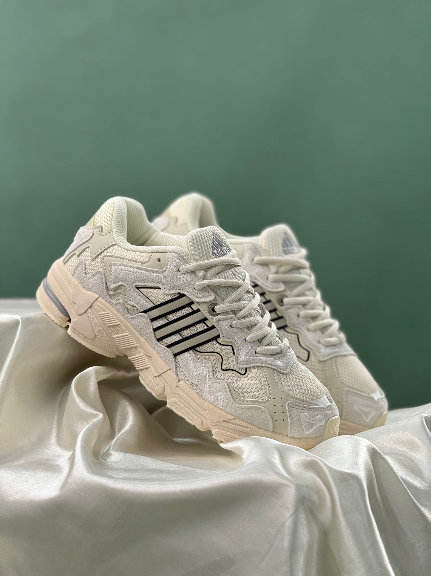 Adidas Response CL x Bad Bunny Wonder White