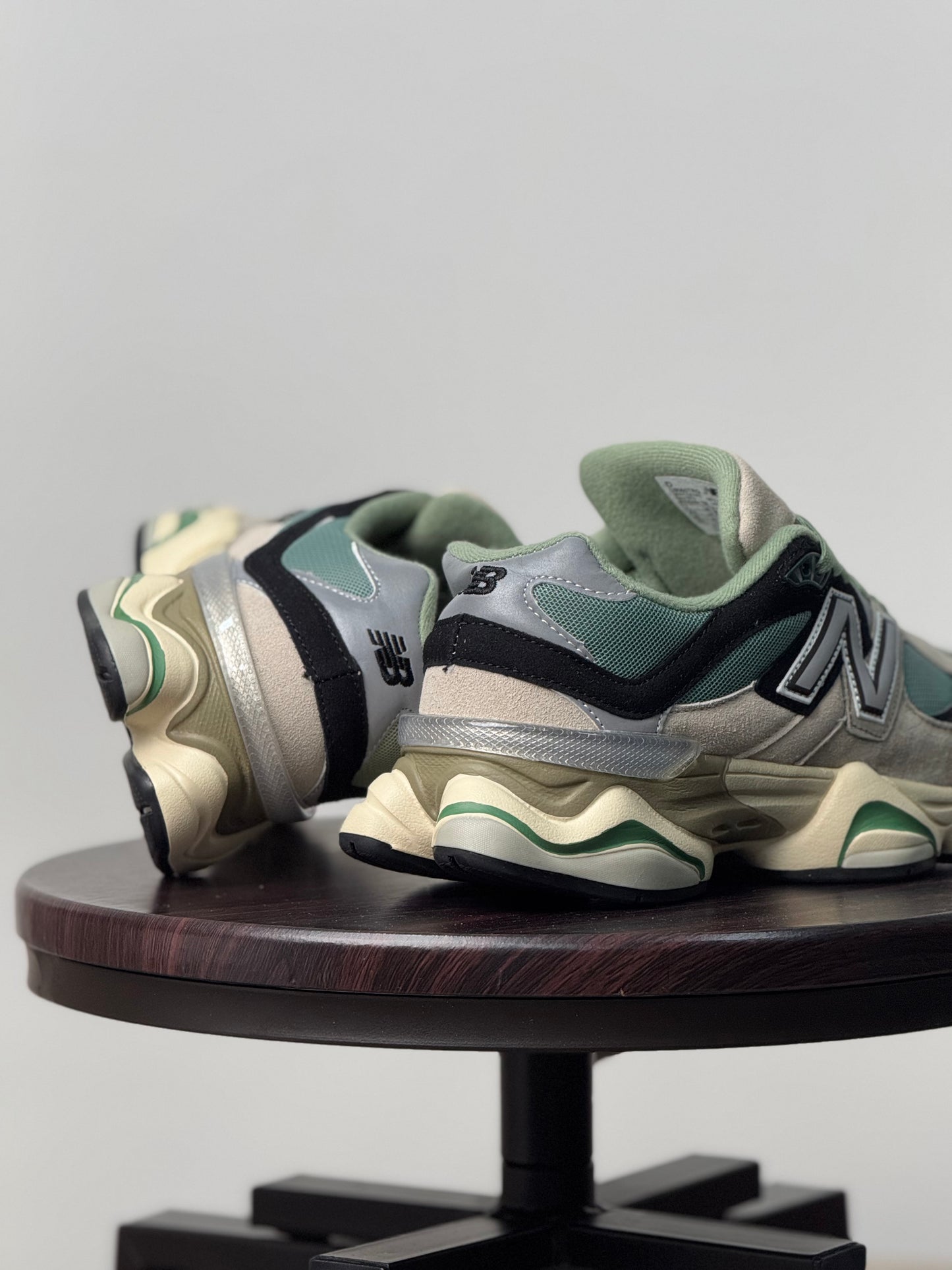 New Balance 9060 Dirty Green