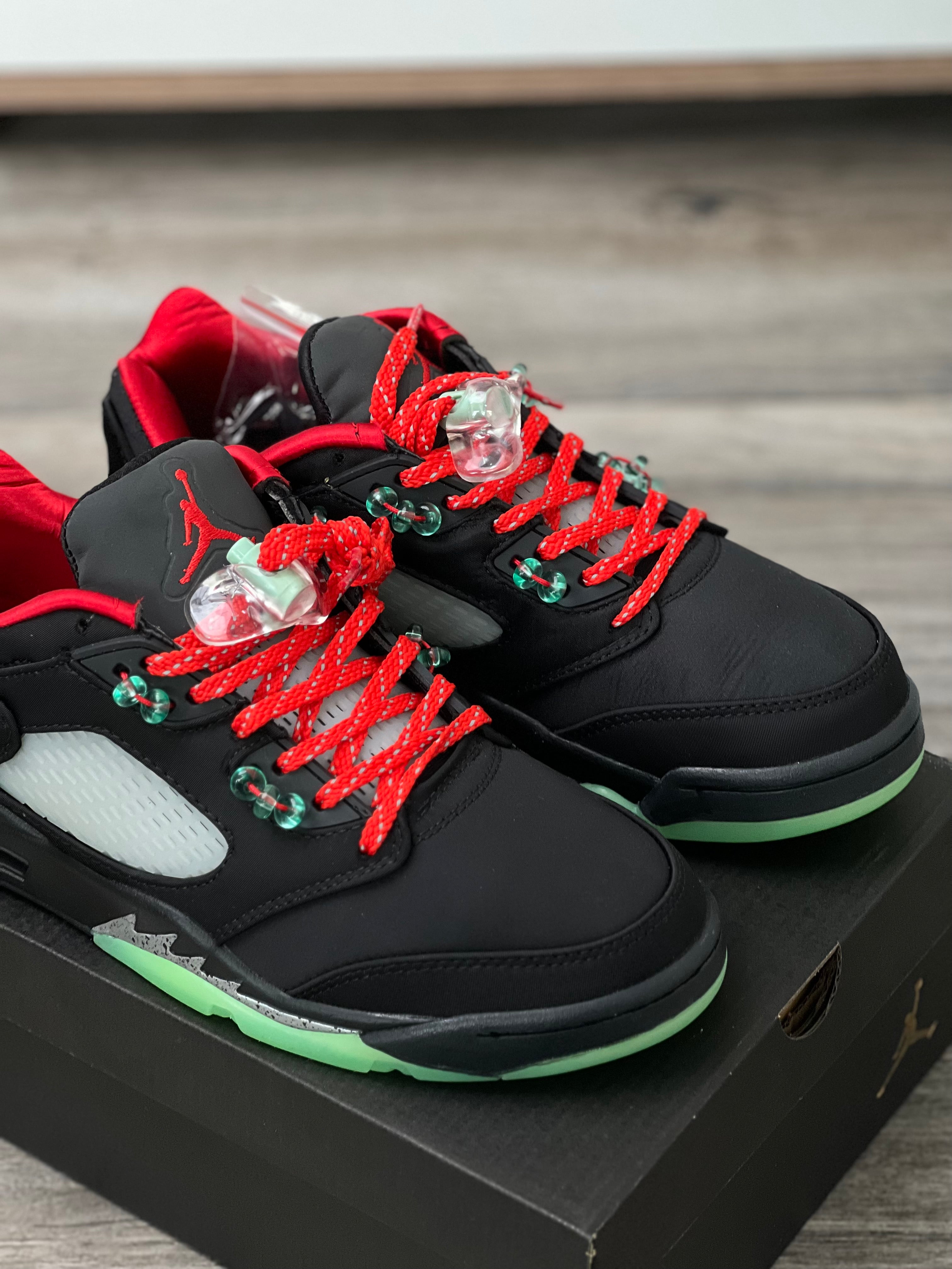 Imagenes de tenis jordan retro 5 online