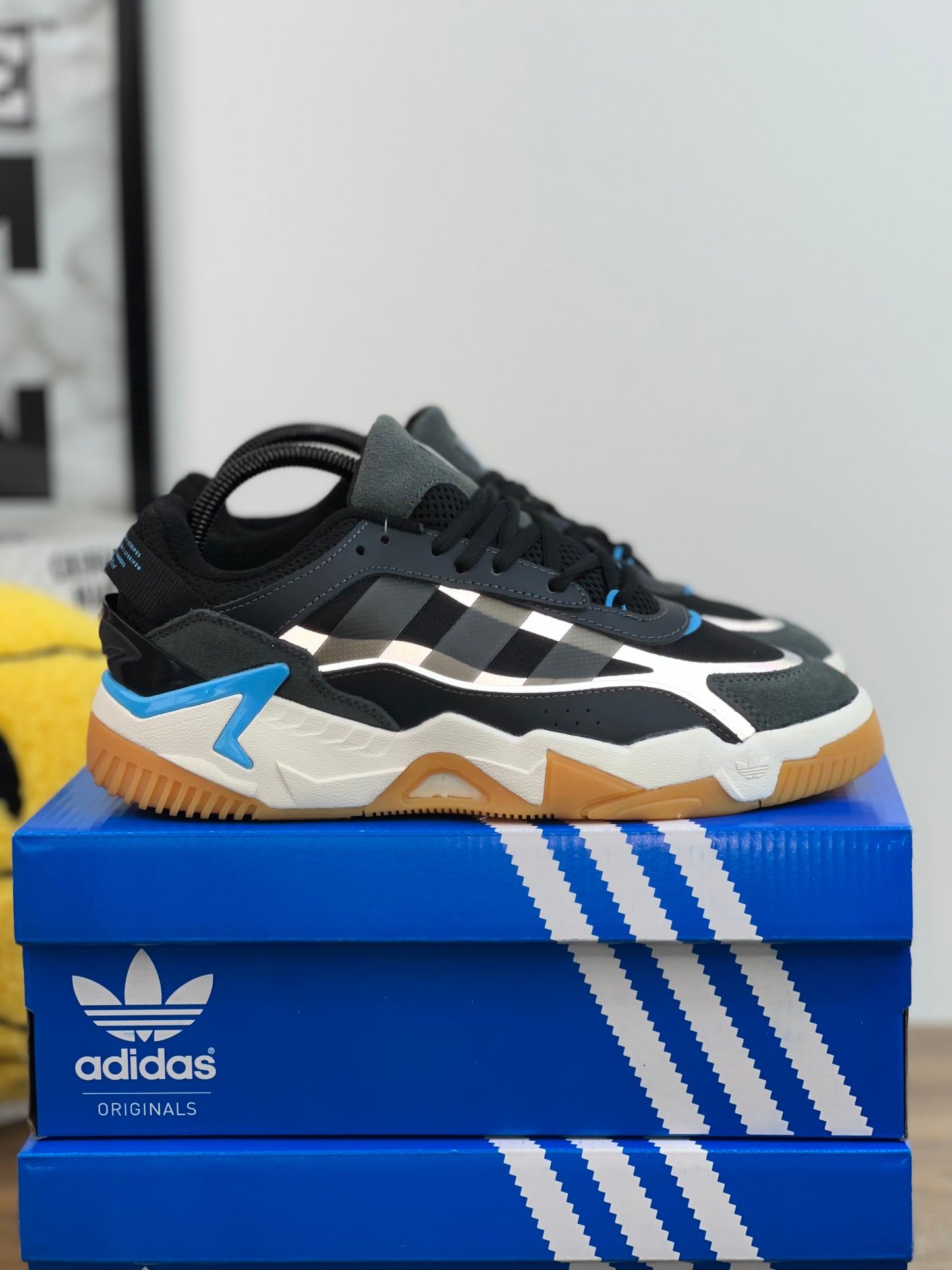 Adidas Nite Ball 2