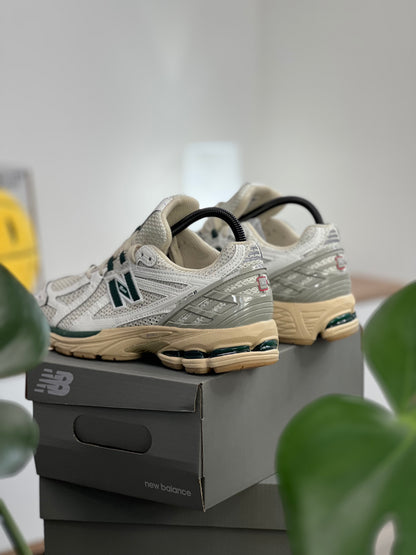 New Balance 1906R White Green Cream