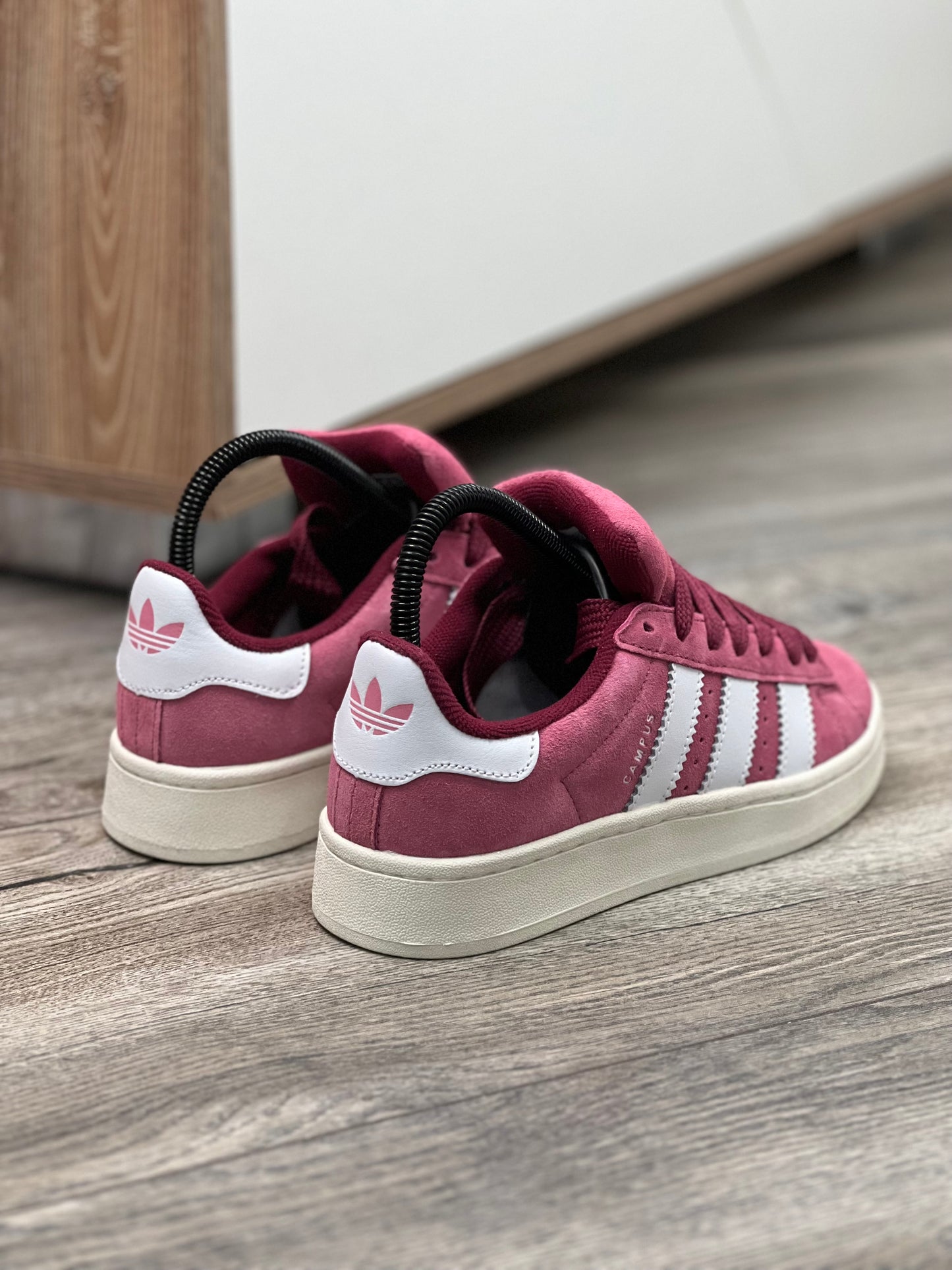 Adidas Campus 00s