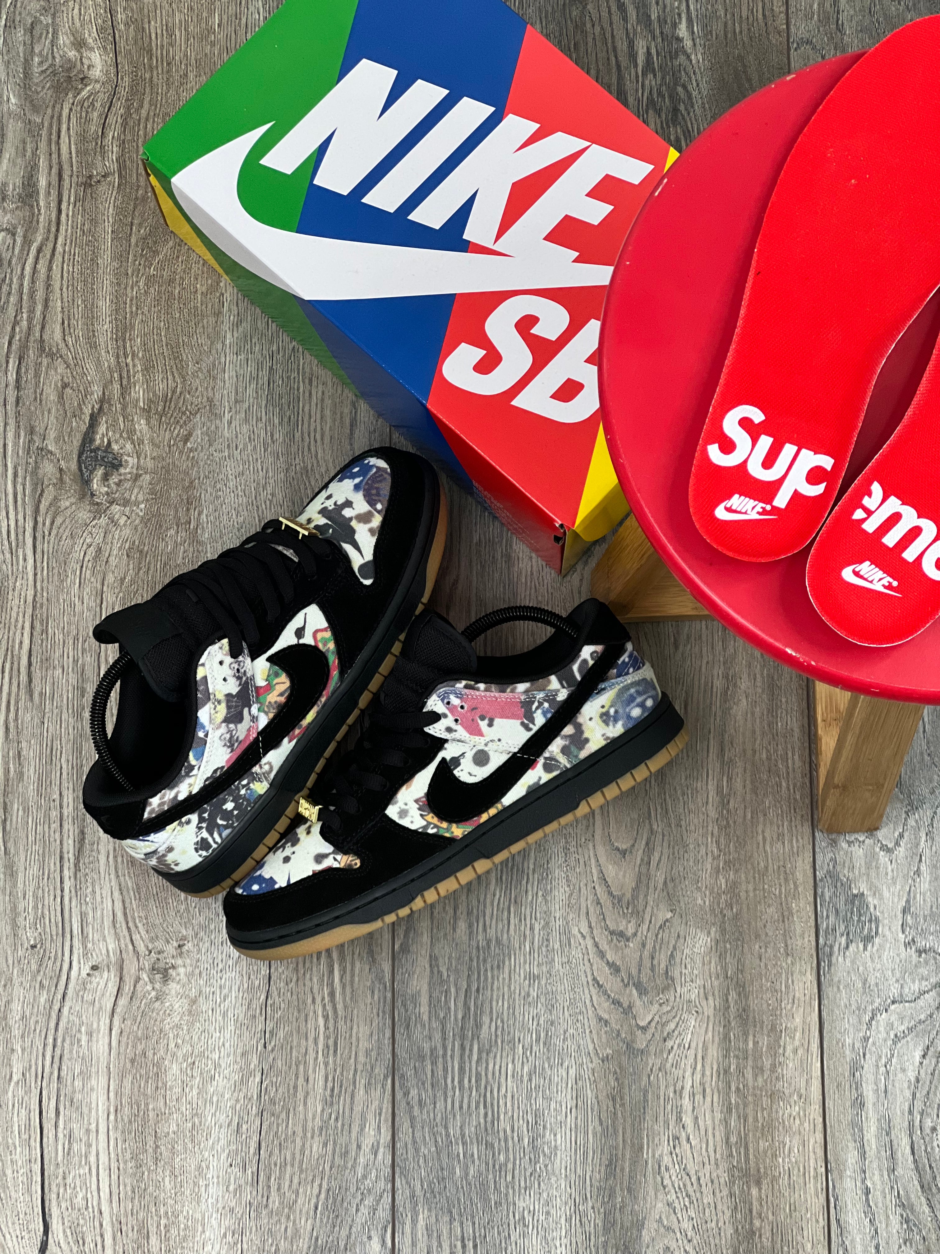 Sandalias sale nike supreme