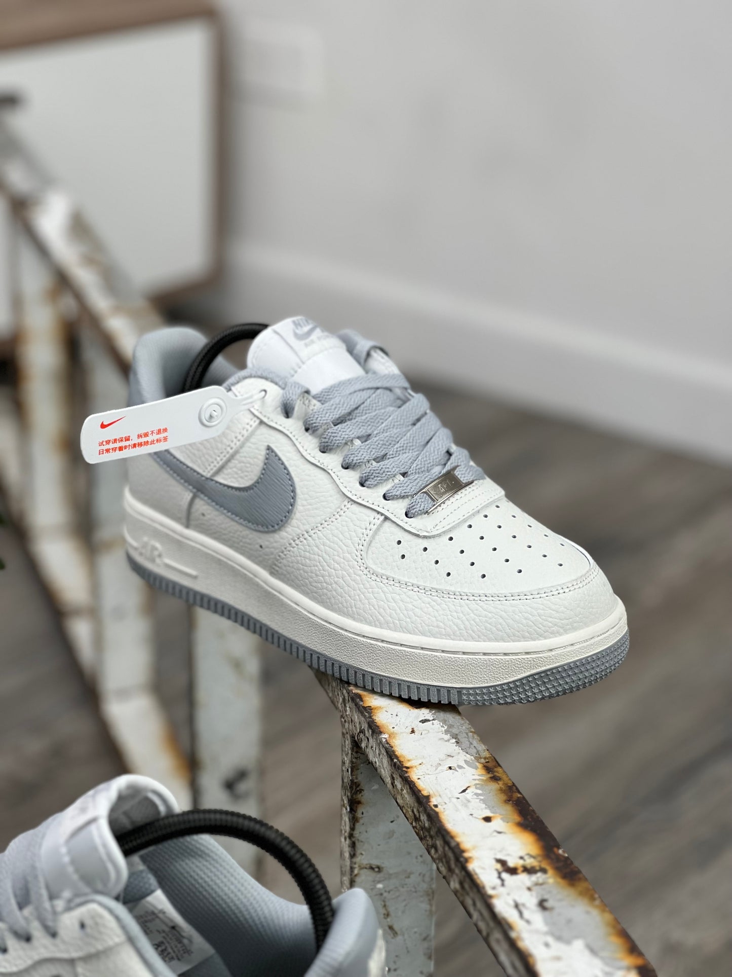 Air Force One Low