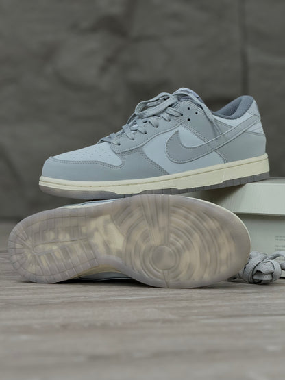 Nike Dunk Low Dingy Grey