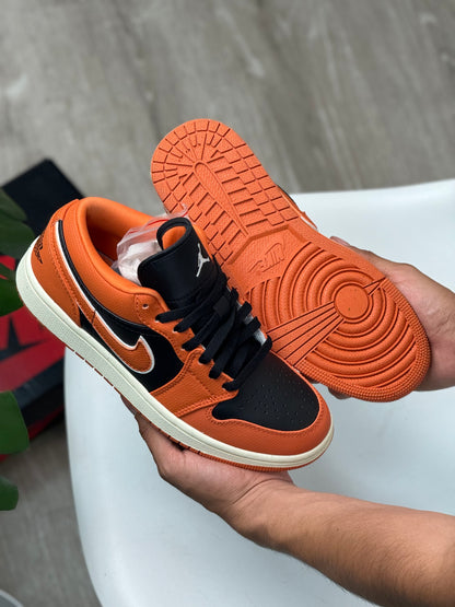 Air Jordan 1 Low SE "Sport Spice" W