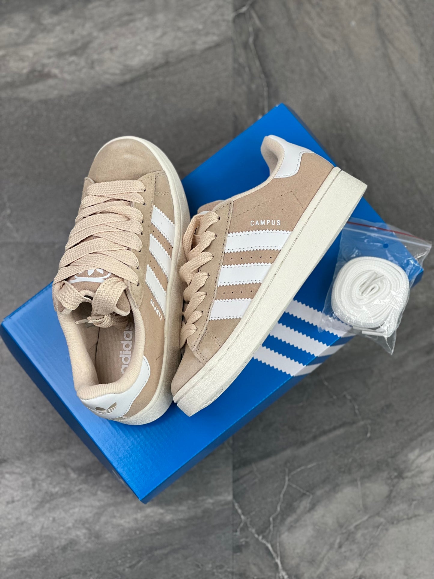 Adidas campus 00