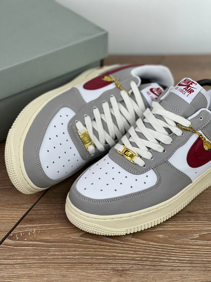 Air Force One Low SE Swoosh Pocket