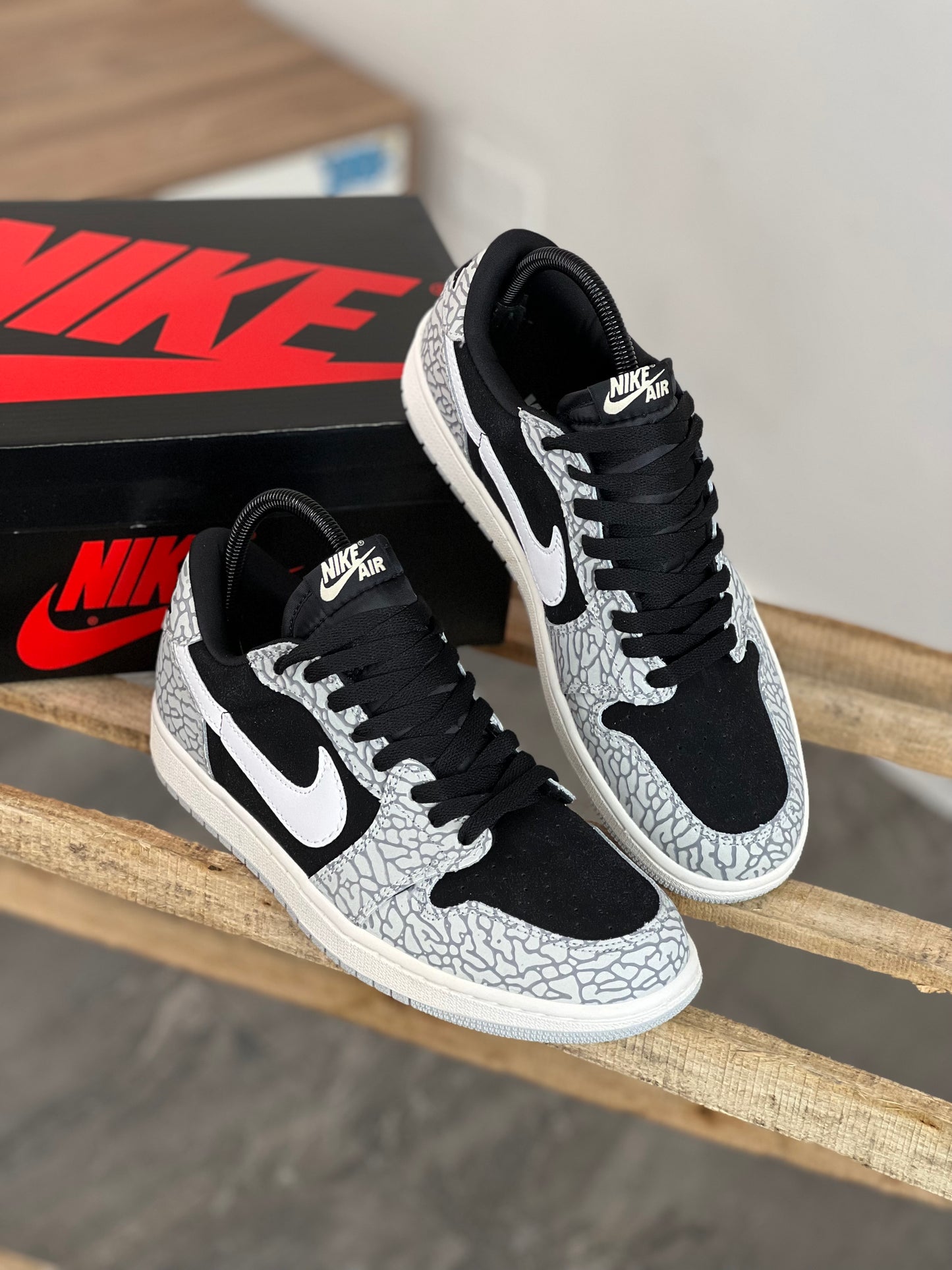 Air Jordan 1 Retro Low OG Black Cement