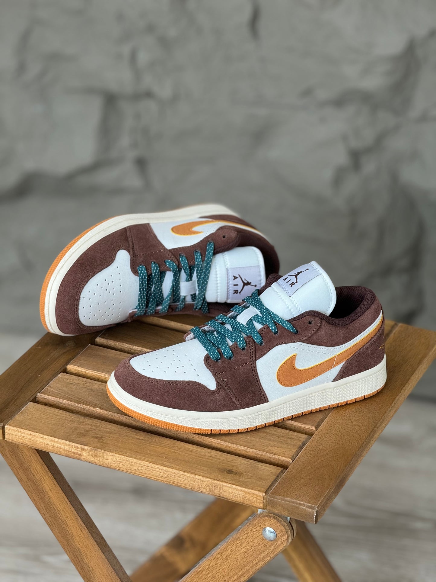 Air Jordan 1 Low Cacao Wow