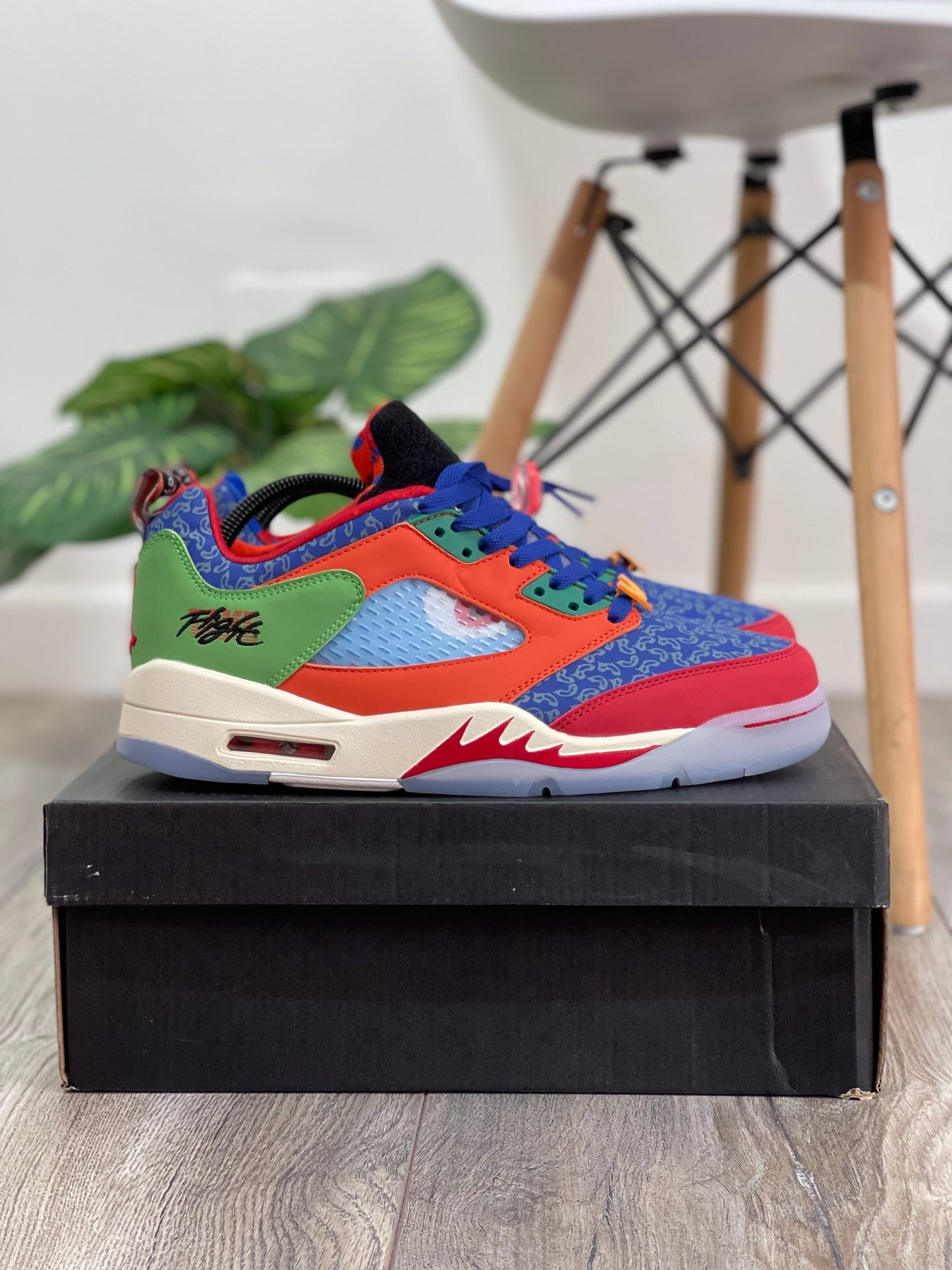 Nike Air Jordan 5 Retro Low Doernbecher Michael