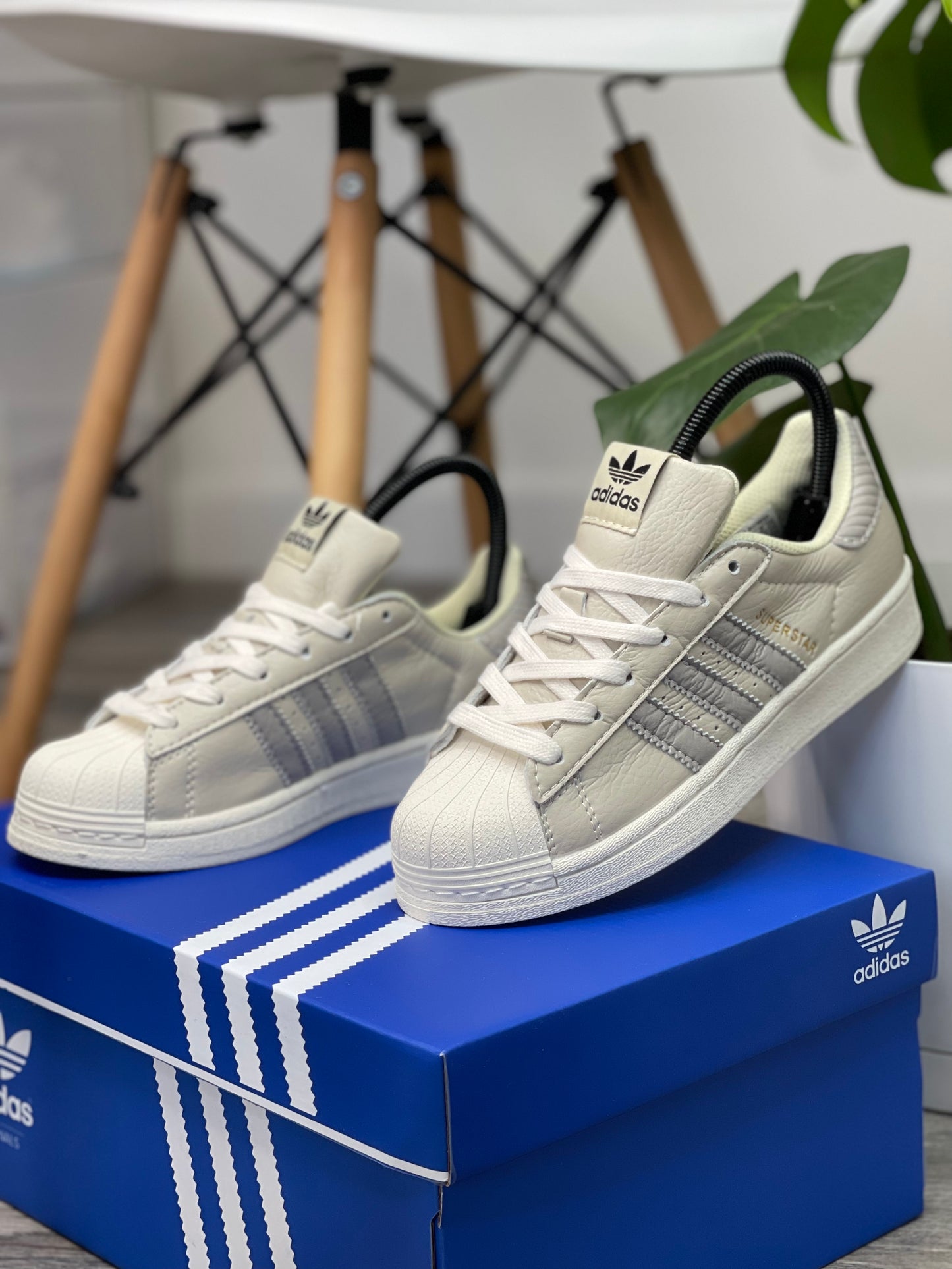 Adidas SuperStar Coffe