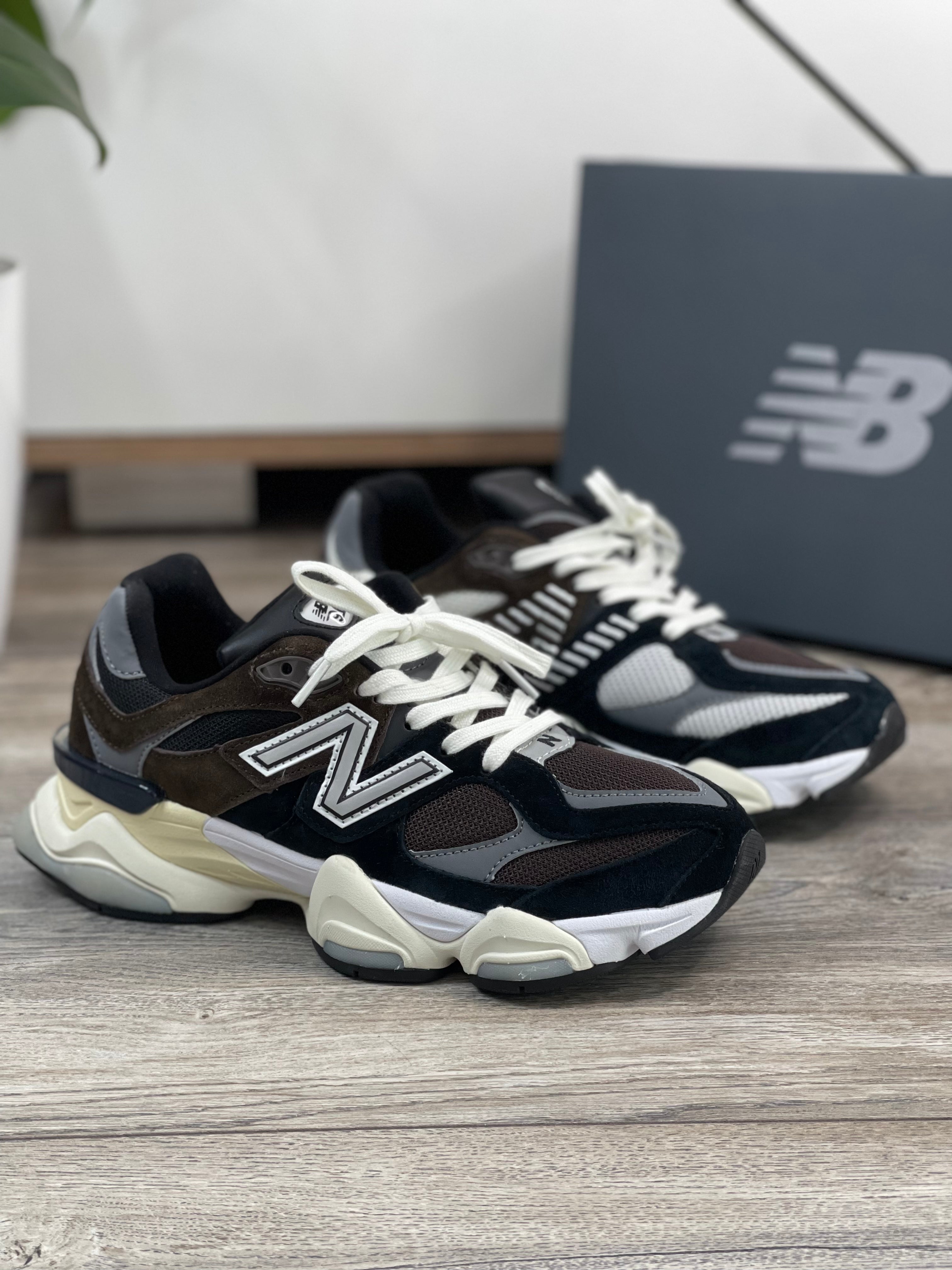 New Balance 9060