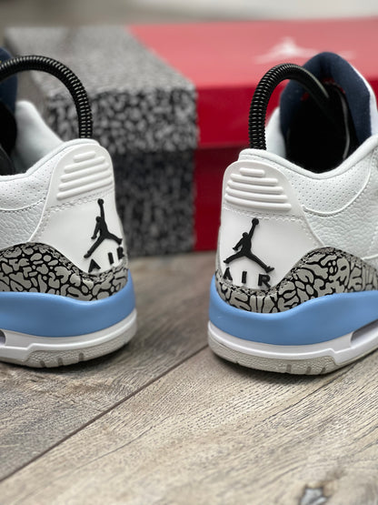 Air Jordan Retro 3 UNC