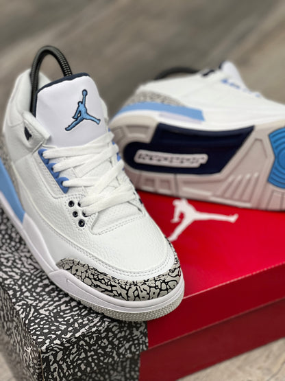 Air Jordan Retro 3 UNC